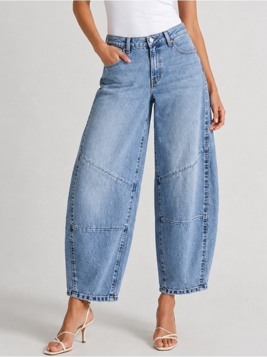 BCBGeneration Denim - BCBGeneration Barrel Leg Jeans 0/24 Light Blue